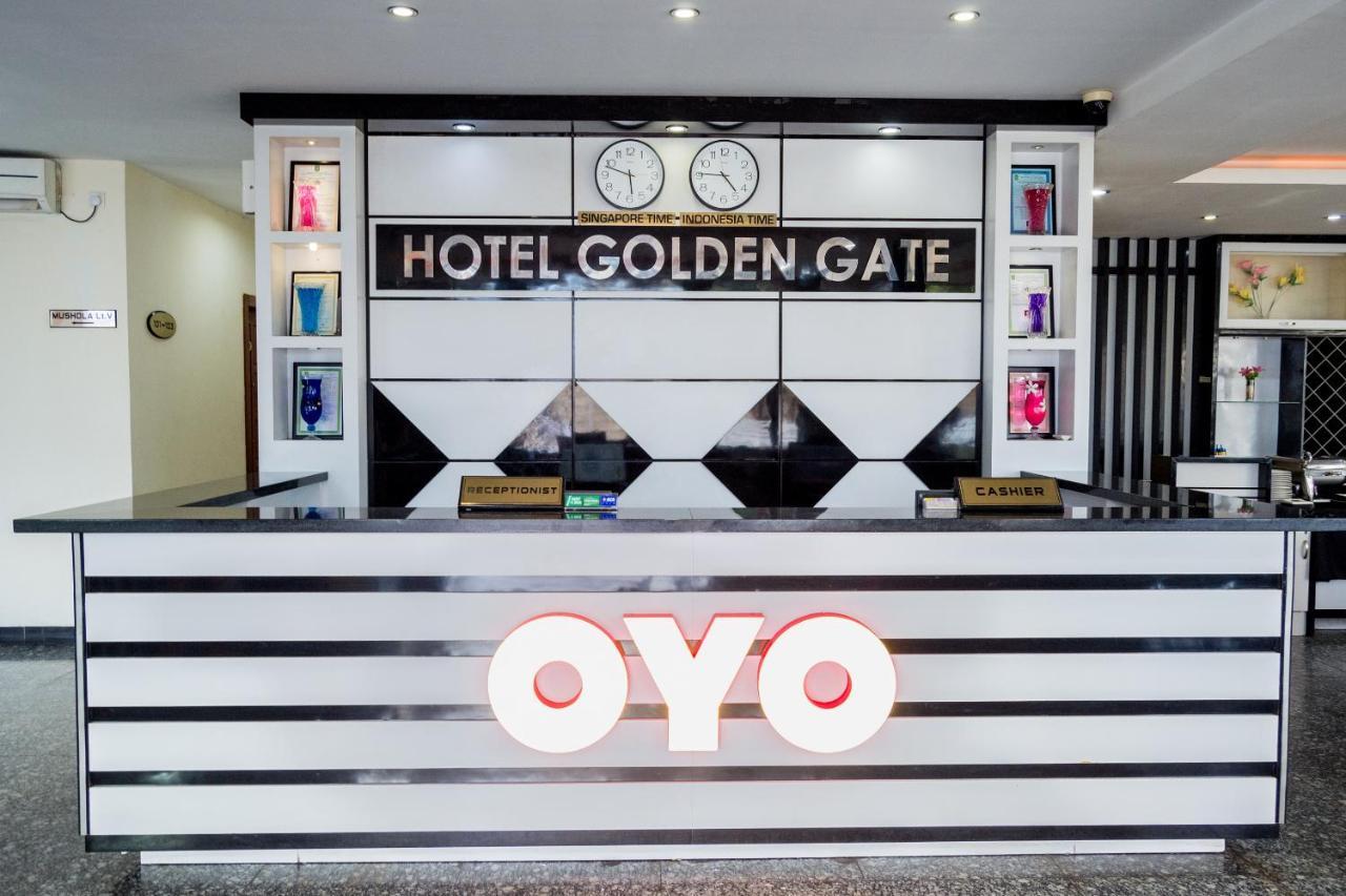 Collection O 625 Hotel Golden Gate Batam Exteriör bild